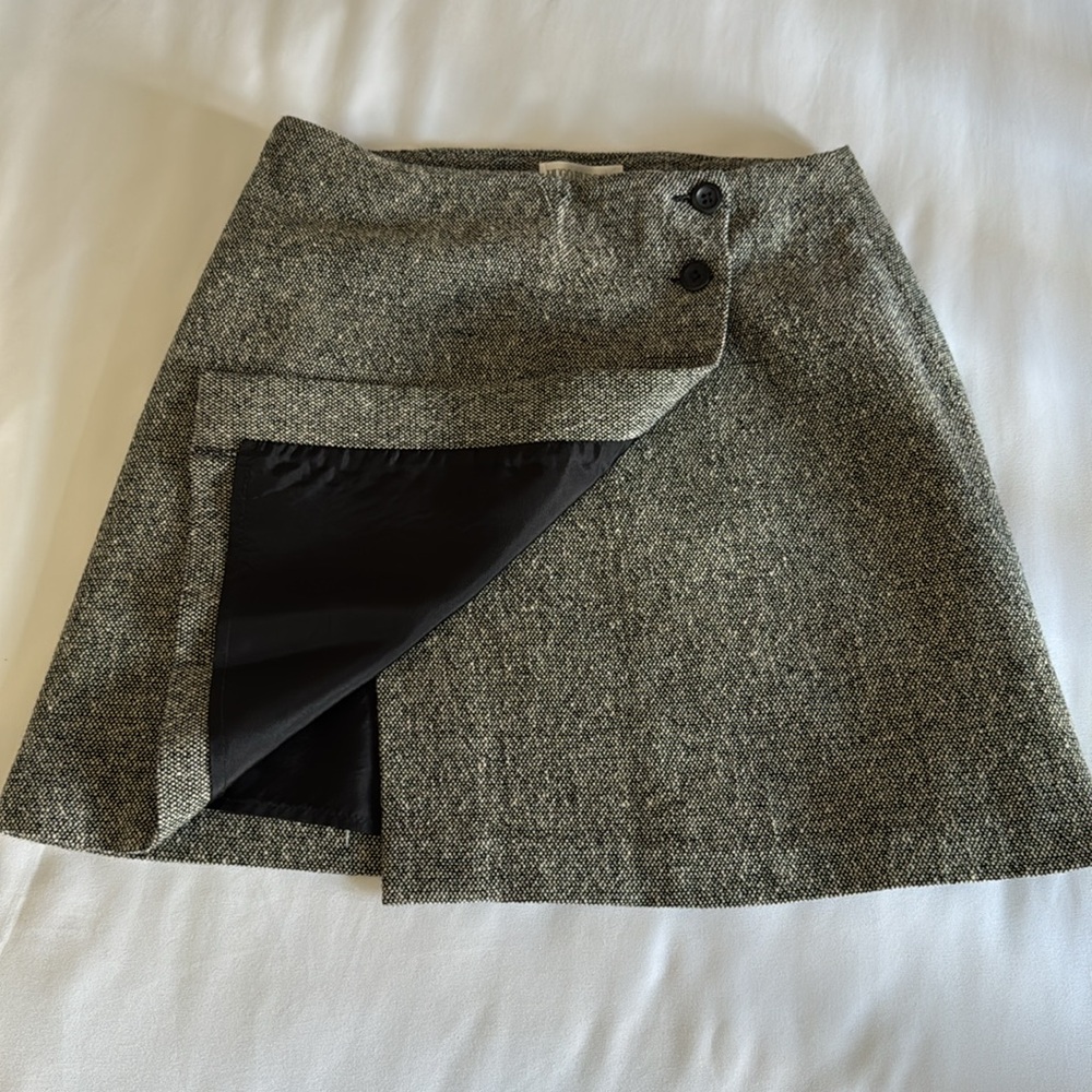 Hugo Buscati Gray Tweed Wrap Mini Skirt - Picture 3 of 6